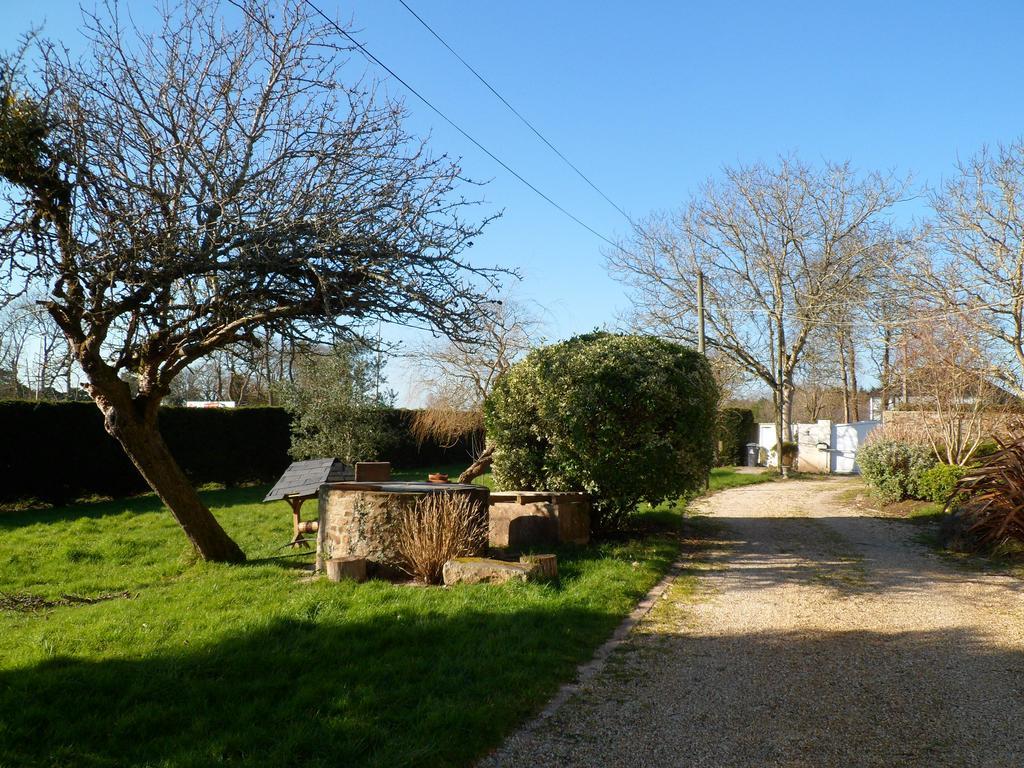 Farmhouse In An Amazing Private Park Pensionat Vannes Exteriör bild