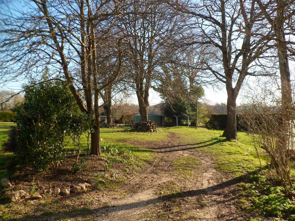 Farmhouse In An Amazing Private Park Pensionat Vannes Exteriör bild