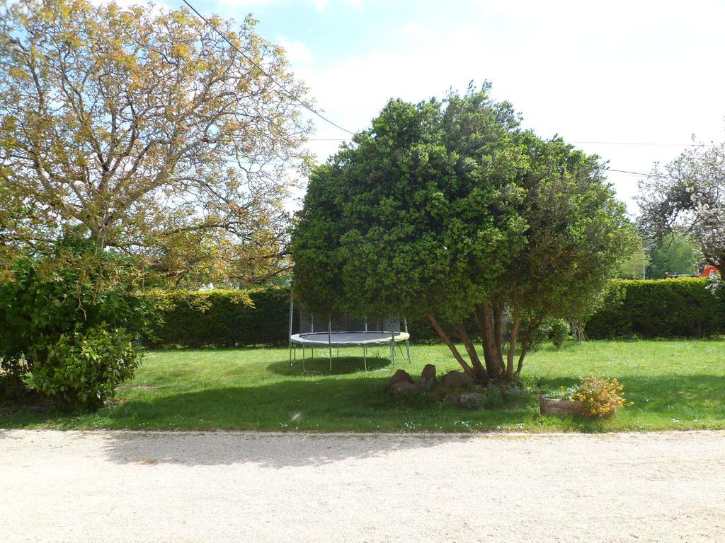 Farmhouse In An Amazing Private Park Pensionat Vannes Exteriör bild